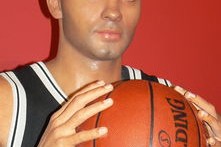 星空官网-NBA赛况：湖人连胜终结，詹姆斯贡献40分仍遗憾落败，詹姆斯率领湖人夺冠