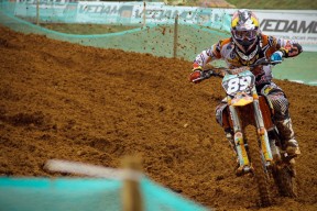 星空娱乐客服-中乙球队加强视频复盘机制强化教练教学分析，中乙俱乐部试训